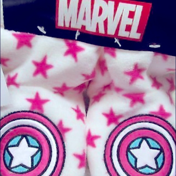 NEW MARVEL House Slippers Plush Booties Large White Girl’s NWOT - Picture 5 of 13